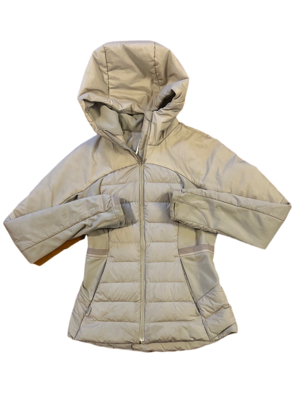 Lululemon Jacket Womens size 6 Gray/sil Full Zip Down For It All Puffer Outdoors